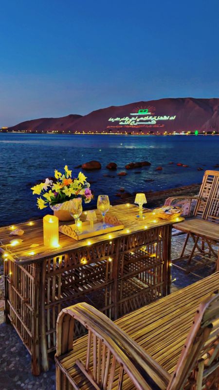 جلسه على البحر ٤